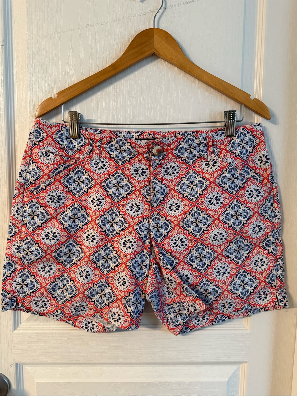 Lee traight fit mid rise shorts